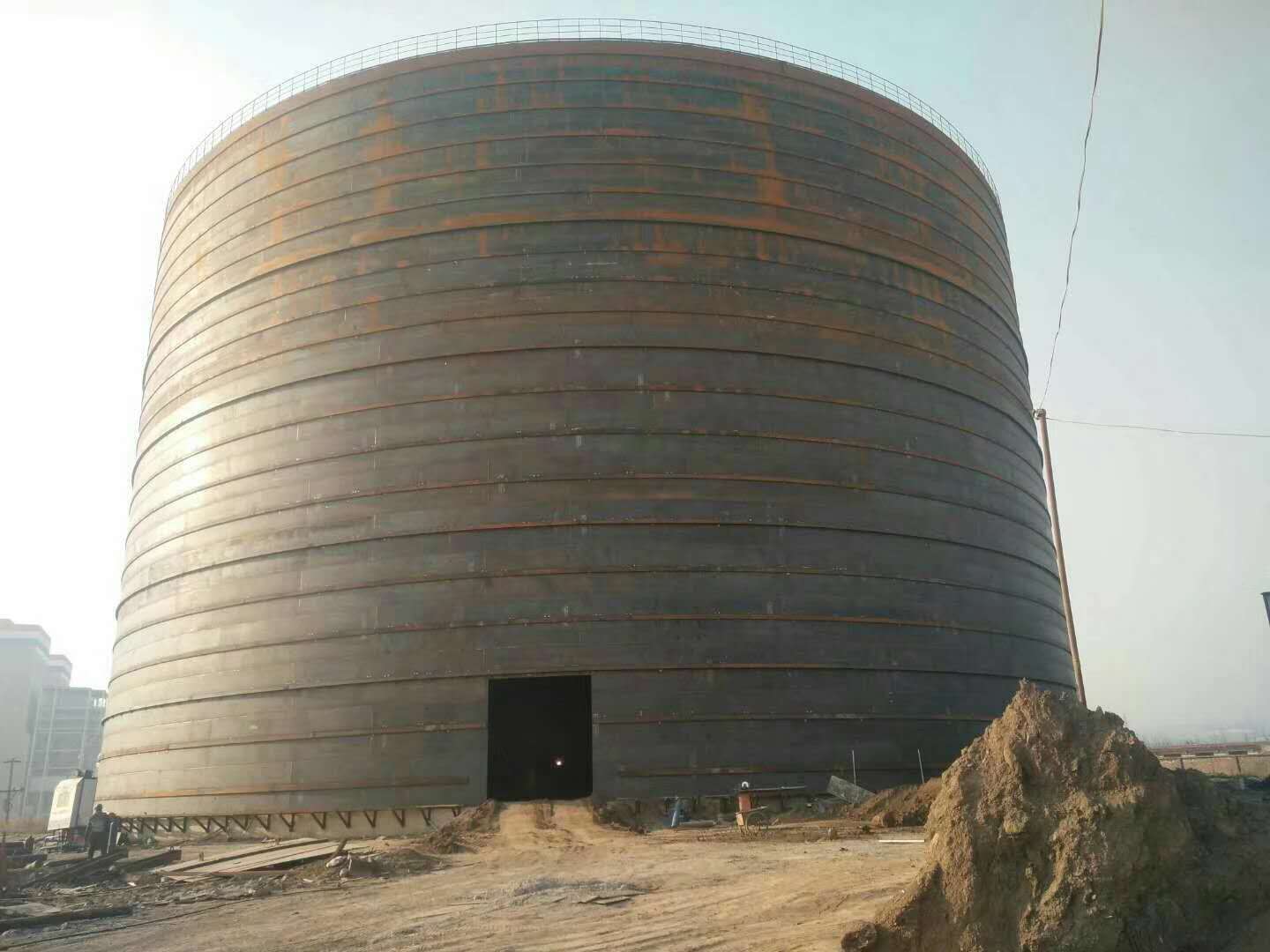 华龙承建大型钢板库的好处及原理